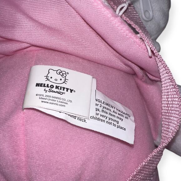 Hello Kitty Plushie Bag - Picture 6 of 9